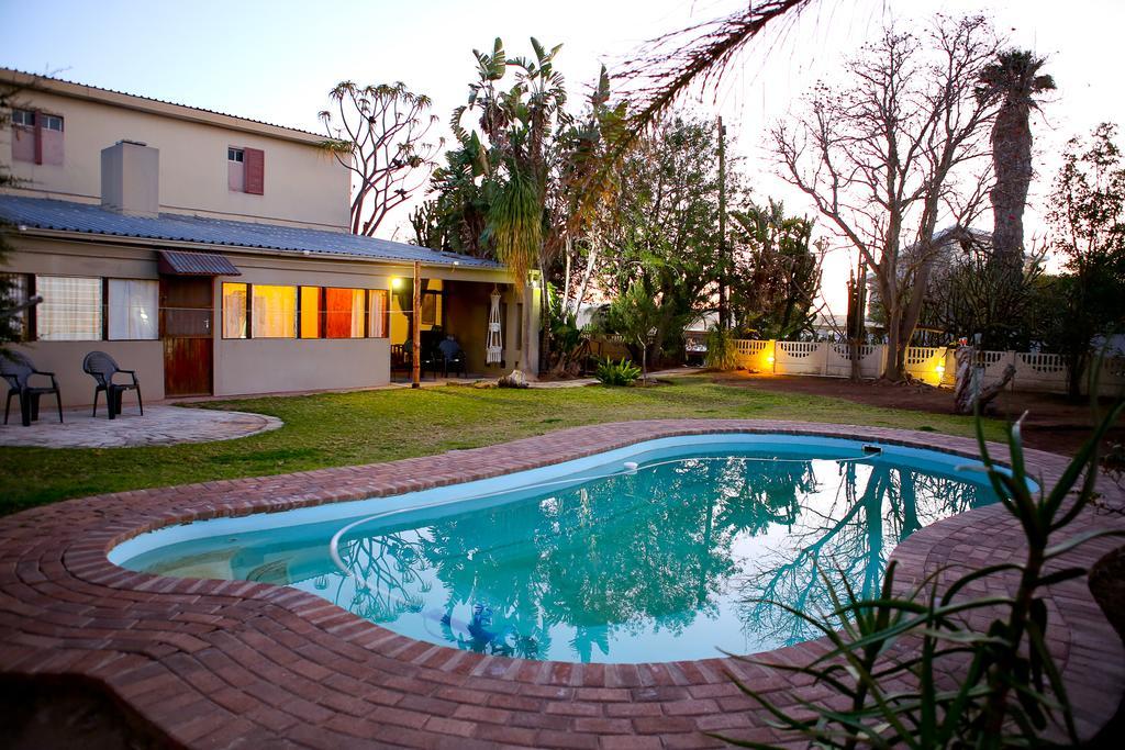 Oudtshoorn Homestay Accommodation Zewnętrze zdjęcie